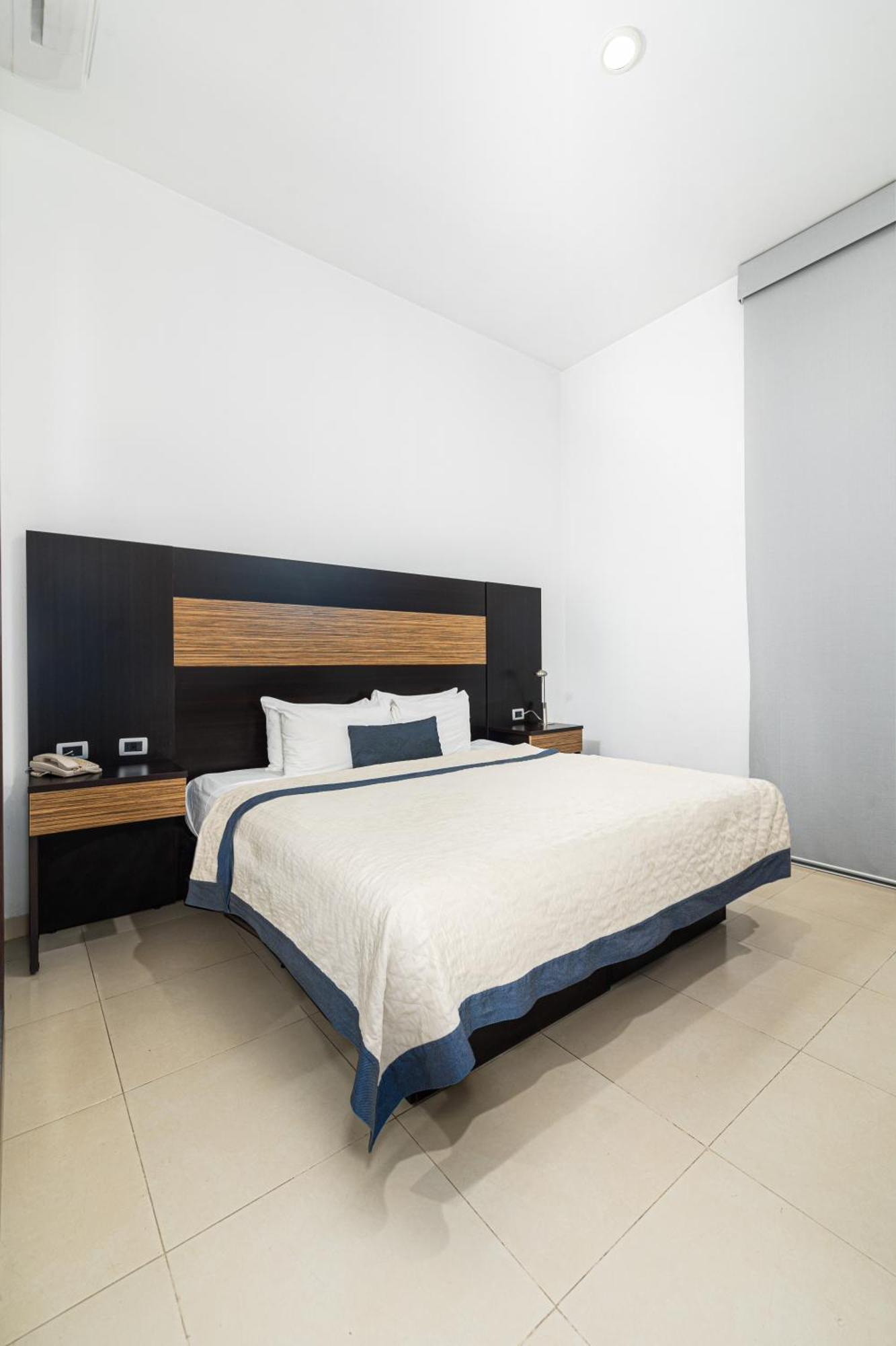 Hotel Mexico Plaza Silao Aeropuerto Eksteriør bilde